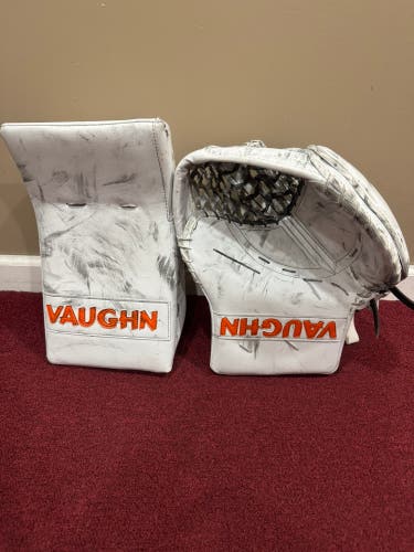 Vaughn VX1 Pro Carbon glove & blocker Pro Stock Item#KW60