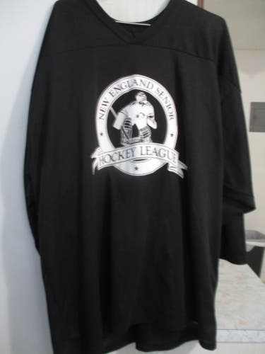 Black XXL Men's CCM Hockey Jersey (Used)  Number 24