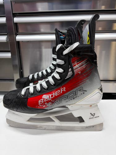 Bauer Vapor Hyperlite 2 Hockey Skates Size 10.5 FIT 2 288mm (Used) NHL Pro Stock