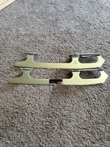 (Used) Aspire XP blades
