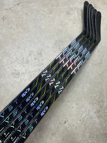 5 PACK 85 Flex P92 Senior True Catalyst 9x3 Left Hand Hockey Stick Pro Stock (New)