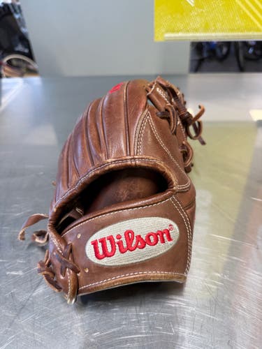RH Wilson A2000 Baseball Glove 11.5" (Used)