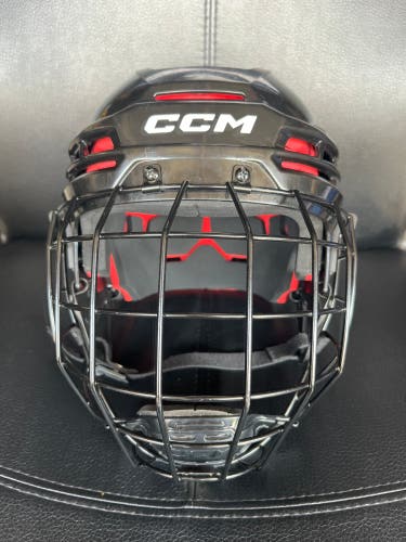 Medium CCM Tacks 70 Helmet combo (Used)