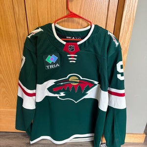 Kirill Kaprizov Stitched Green Size 50 Adult Unisex Adidas Jersey (New)