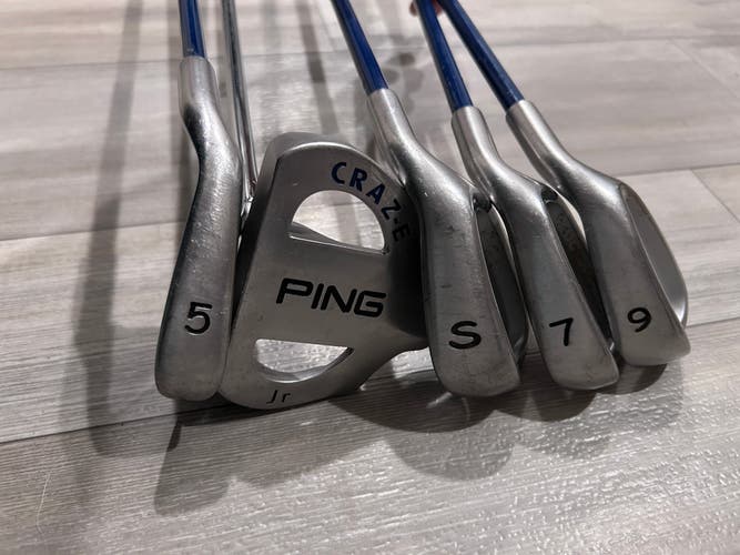 Junior 2007 Ping Moxie Right Handed Clubs (Full Set) Junior 5 Pieces 35" (Used)