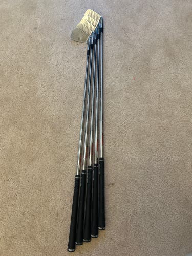 Men's 2013 Mizuno MP-54 Left Hand Iron Set Regular Flex (Used)