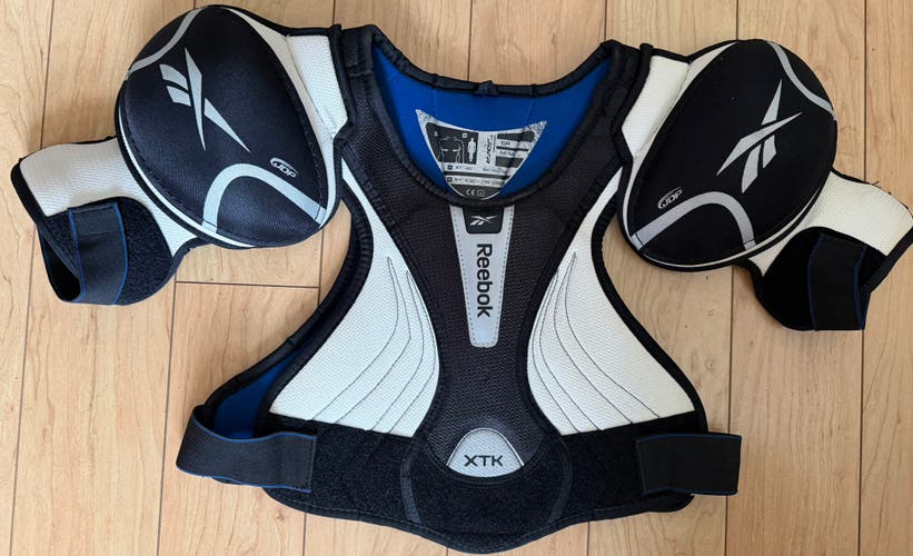 Reebok XTK Shoulder Pads | Sr Medium | JDP Caps | Great Condition (Used)