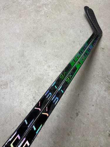 2 PACK 90 Flex P92 Senior True Catalyst 9x Left Hand Hockey Stick Pro Stock (New)