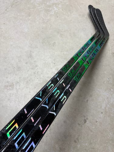 3 PACK 90 Flex P92 Senior True Catalyst 9x Left Hand Hockey Stick Pro Stock (New)