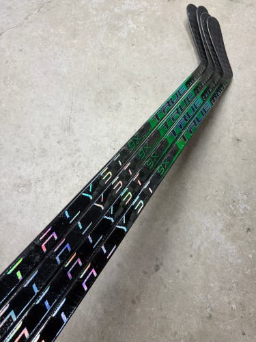 4 PACK 90 Flex P92 Senior True Catalyst 9x Left Hand Hockey Stick Pro Stock (New)