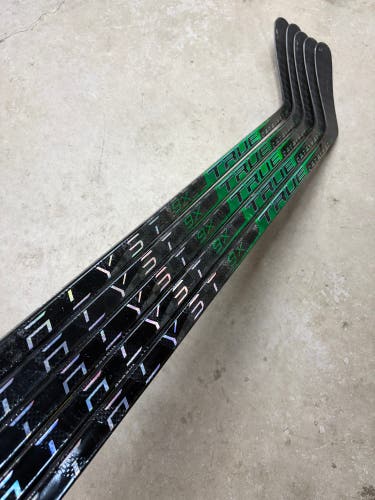 5 PACK 90 Flex P92 Senior True Catalyst 9x Left Hand Hockey Stick Pro Stock (New)