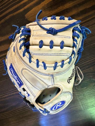 Very Nice - Rawlings RH Heart of the hide Catcher's Glove 32.5" (Used)