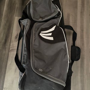 Back / Gray Easton Wheeled Catchers Bag