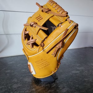 2025 Marucci RH Infield Capitol Series Baseball Glove 11.5" (New)