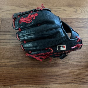 2023 Rawlings Heart of the Hide RH Pitcher's Baseball Glove 11.75" (Used)