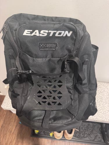 Easton Player (Used)