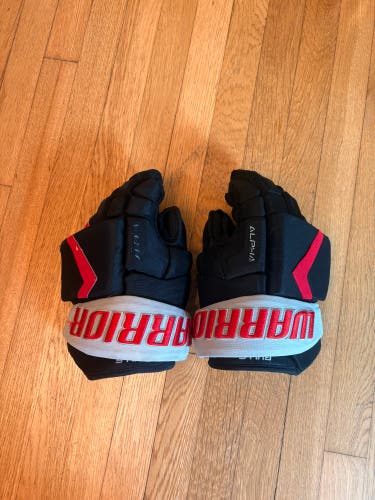 Warrior Alpha Gloves 13" Pro Stock (Used)