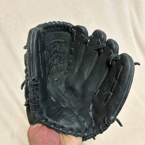 RH Brady The Magnet Baseball Glove 11" (Used)