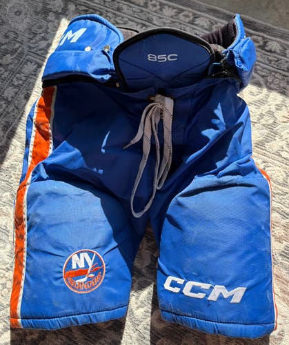 Men's Senior Large CCM 85C Hockey Pants Islanders Pro Stock (Used)