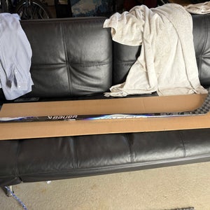 Senior Bauer Vapor Flylite Left Hand Hockey Stick P92 65 Flex (New)