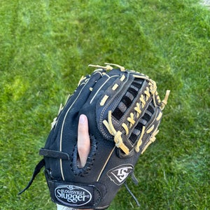 Louisville Slugger Genesis RH Outfield Baseball Glove 13" (Used)