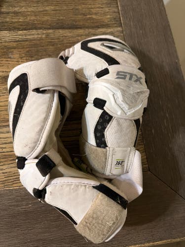Small / Medium Adult STX Cell IV Arm Pads (Used)