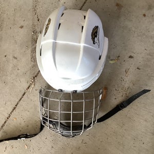 Medium Bauer Re-Akt 150 Helmet (Used)