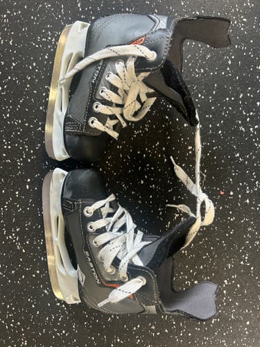 Easton eq1 Hockey Skates 10 (Used)