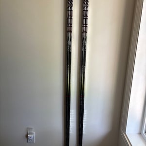 Senior Bauer Vapor Hyperlite 2, 4 Right Handed Hockey Stick 2X P90TM, 2X P92M 70 Flex Pro Stock New