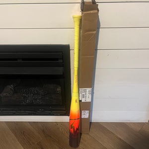2026 Easton Hype Fire Composite BBCOR Certified Bat (-3) 28 oz 31" (New)