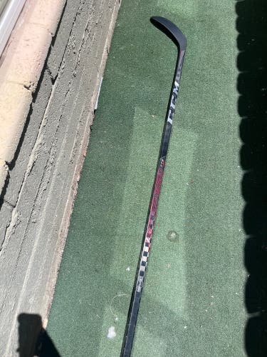 Senior CCM JetSpeed FT3 Pro Right Handed Hockey Stick P28 75 Flex Pro Stock (New)
