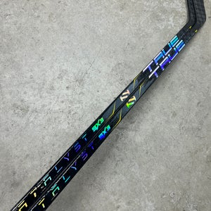 2 PACK 85 Flex P88M Senior True Catalyst 9x3 Left Hand Hockey Stick Pro Stock (New)