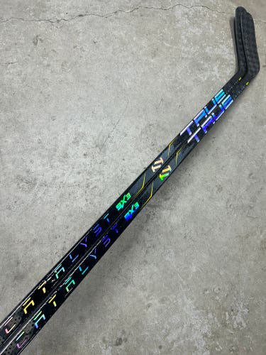 2 PACK 85 Flex P88M Senior True Catalyst 9x3 Left Hand Hockey Stick Pro Stock (New)