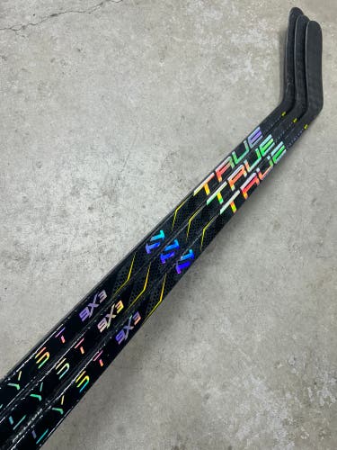 3 PACK 85 Flex P88M Senior True Catalyst 9x3 Left Hand Hockey Stick Pro Stock (New)