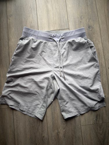 Gray Small Men's Lululemon Shorts (Used)