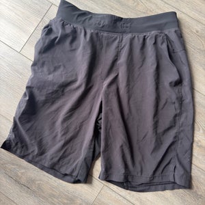 Black Small Men's Lululemon Shorts 9 inch