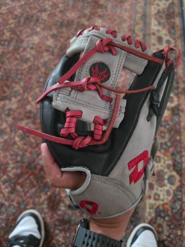 DeMarini RH Infield Insane Baseball Glove 11.5" (New)