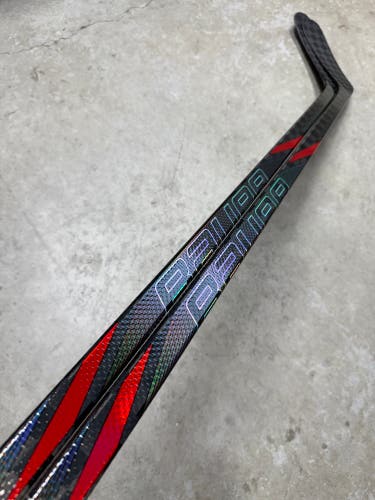 2 PACK 82 Flex P92M Senior Bauer Tracer Right Hand Hockey Stick Pro Stock NHL (New)