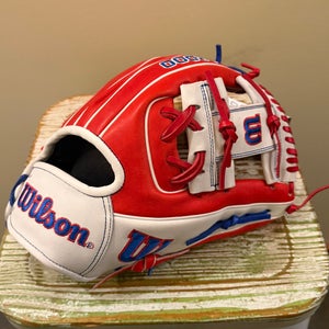 NWT Wilson A2000 Baseball Glove 11.5” *RHT*