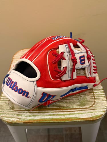 NWT Wilson A2000 Baseball Glove 11.5” *RHT*