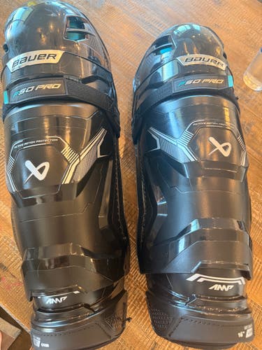 Senior Bauer 16" Shin Pads
