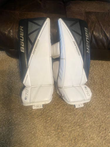 Small Bauer Supreme S170 Goalie Leg Pads (Used)