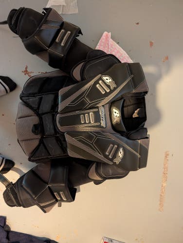 Medium Brian's Optik 3 Goalie Chest Protector (Used)