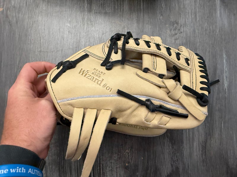 Limited Edition RAWLINGS HEART OF THE HIDE JAPAN SERIES 11.5-INCH GLOVE (NEW)