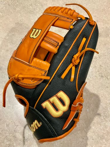 2021 Wilson A2000 G5 RH Infield Baseball Glove 11.75" (Used)