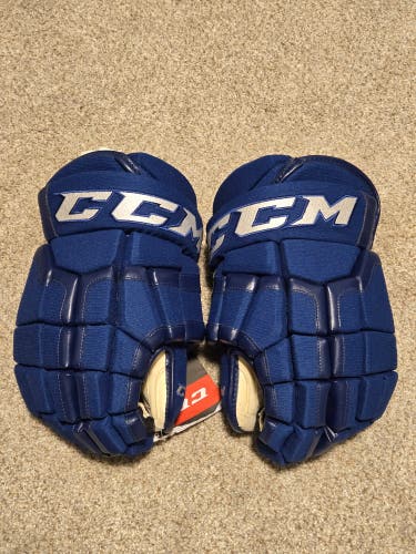 CCM HG50 Pro Stock Gloves 14" - Vancouver Canucks (New)