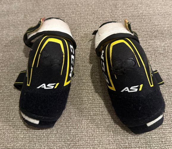 Youth Large CCM Super Tacks AS1 Elbow Pads (Used)
