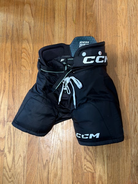 Junior Small CCM JetSpeed FTW Hockey Pants (Used)