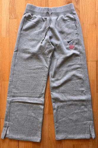 Pro Stock Team USA Hockey Nike Olympic Sweatpants - Size M (NEW)