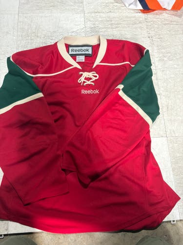 Minnesota Wild Large Men's Reebok Jersey (Used)